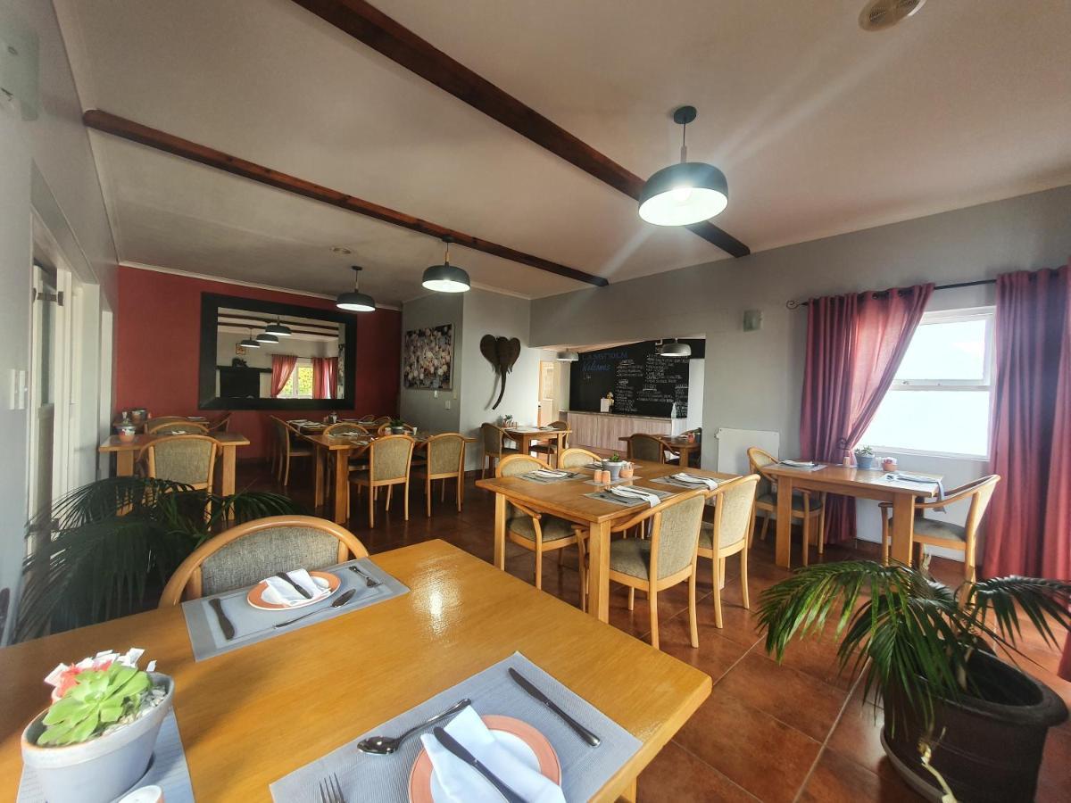 Langholm Hotel 월브스베이 외부 사진