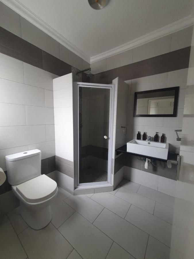Langholm Hotel 월브스베이 외부 사진